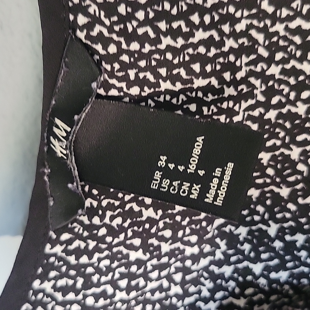 H&M TOP - Picture 4 of 8